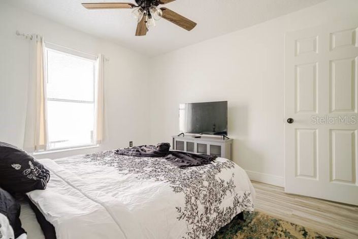 Image No.20-3 Bed House for sale