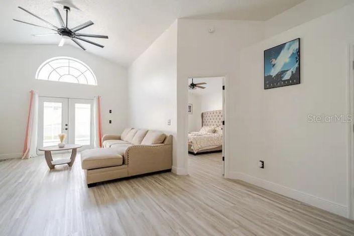 Image No.9-3 Bed Property for sale