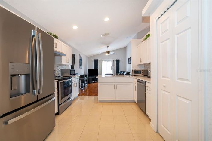 Image No.9-4 Bed Property for sale