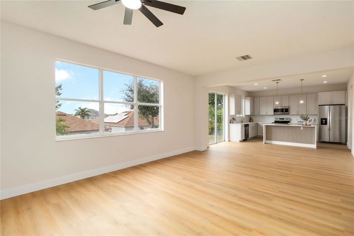 Image No.22-4 Bed House for sale