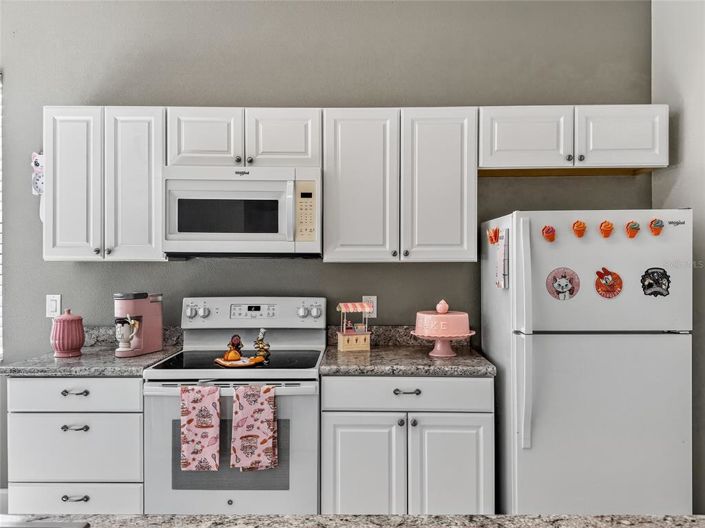 Image No.14-4 Bed House for sale