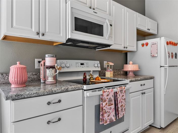 Image No.15-4 Bed House for sale