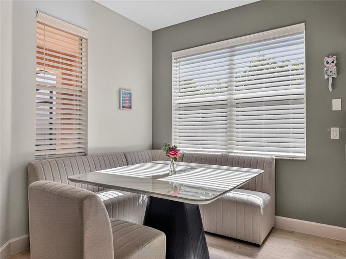 Image No.17-4 Bed Property for sale