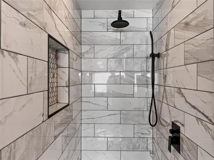 Image No.32-4 Bed House for sale