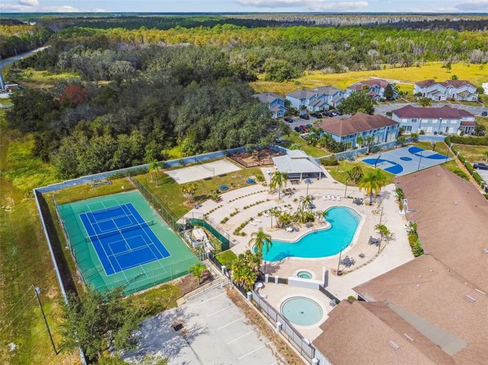 Image No.10-4 Bed Property for sale