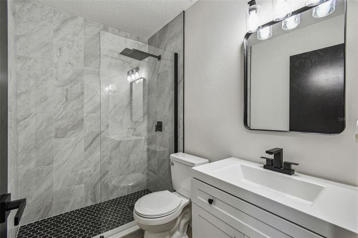 Image No.7-4 Bed Property for sale