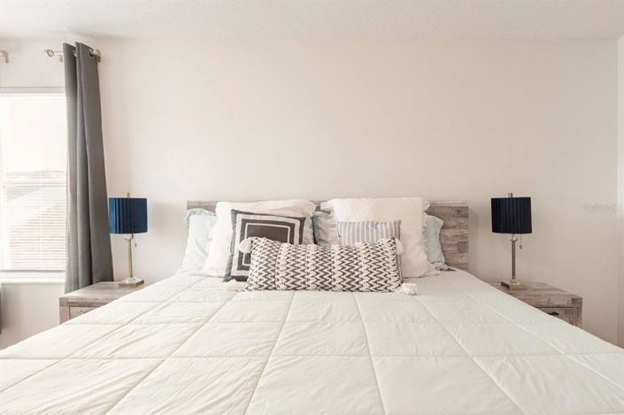 Image No.31-5 Bed Property for sale