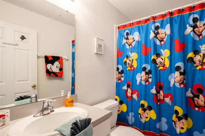 Image No.35-5 Bed Property for sale