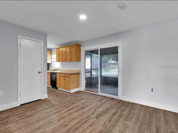 Image No.4-3 Bed Property for sale