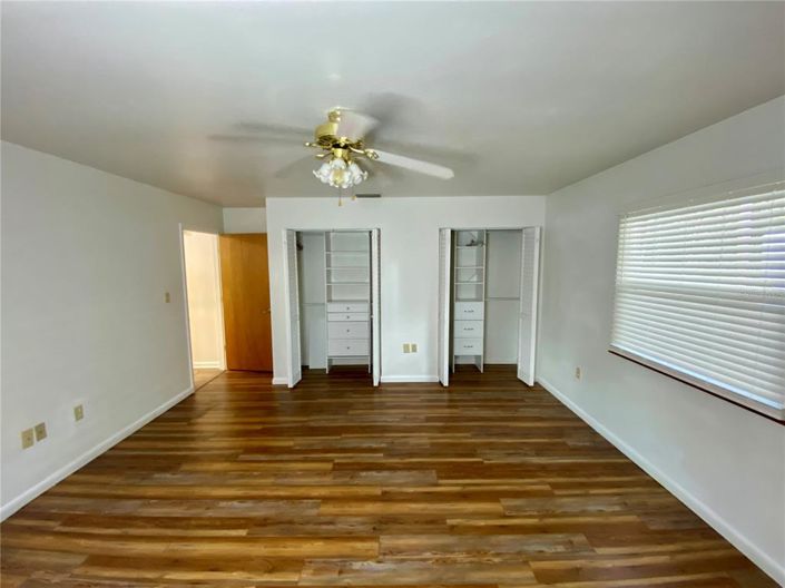 Image No.11-3 Bed Property for sale