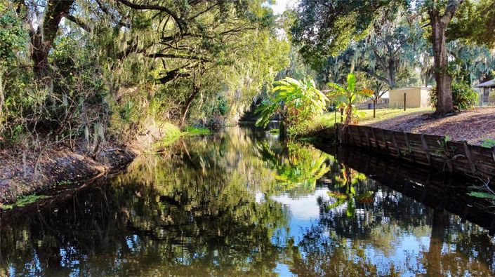 Image No.32-3 Bed Property for sale