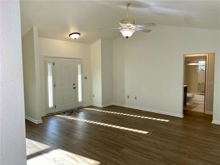 Image No.5-3 Bed Property for sale