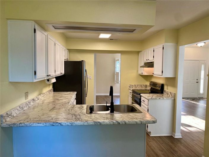 Image No.9-3 Bed Property for sale