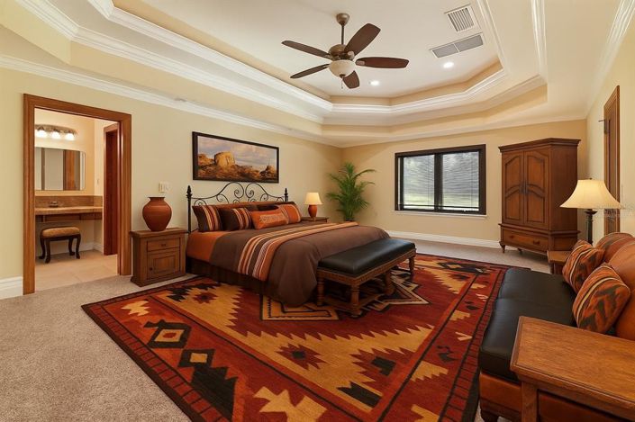 Image No.12-3 Bed Property for sale