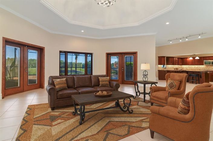 Image No.5-3 Bed Property for sale