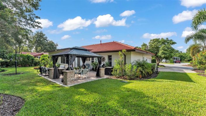 Image No.10-3 Bed House for sale