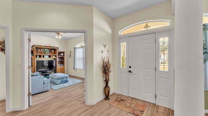 Image No.15-3 Bed House for sale