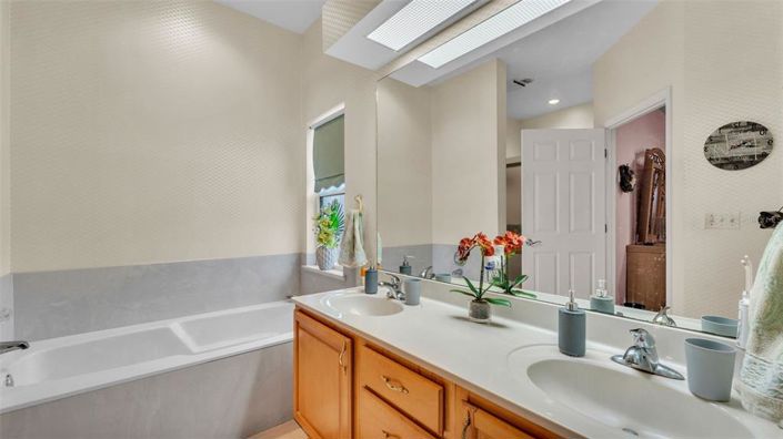 Image No.24-Propriété de 3 chambres à vendre à États-Unis