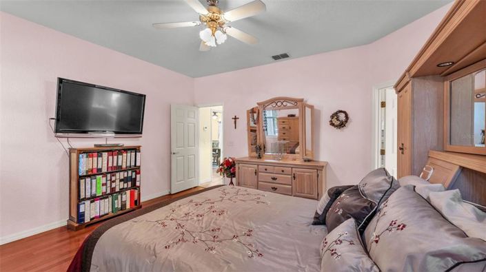 Image No.26-3 Bed House for sale