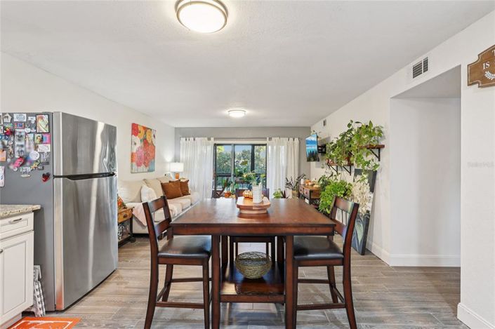 Image No.10-Propriété de 2 chambres à vendre à États-Unis