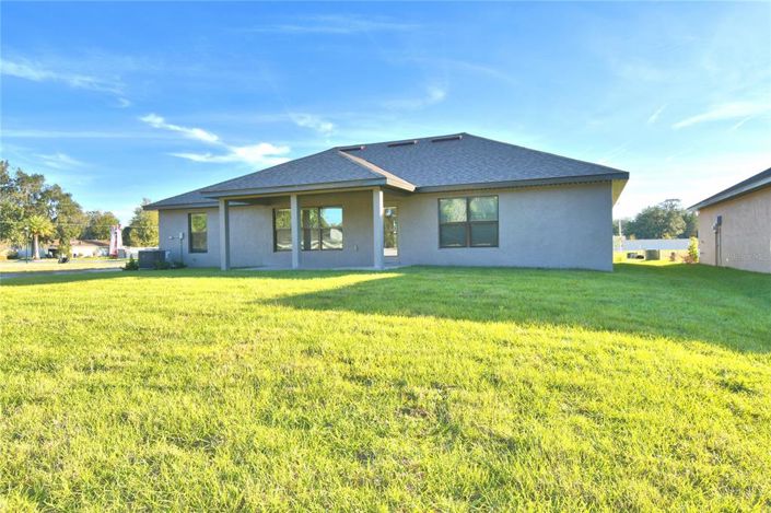 Image No.2-Propriété de 3 chambres à vendre à États-Unis