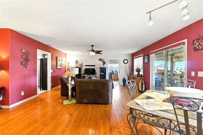 Image No.16-Propriété de 5 chambres à vendre à États-Unis