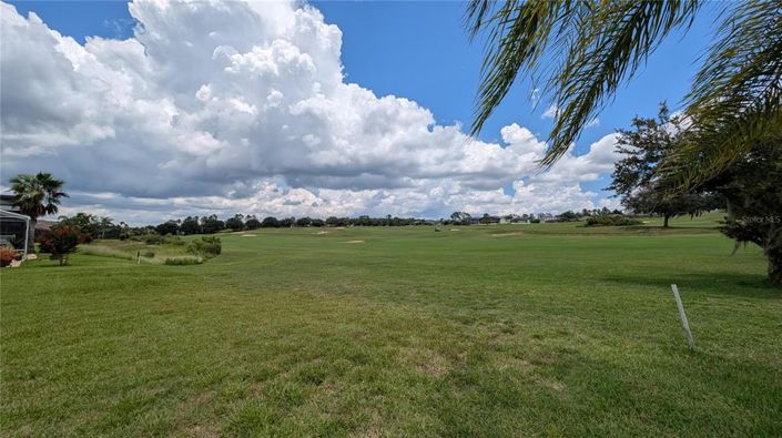 Image No.36-5 Bed House for sale