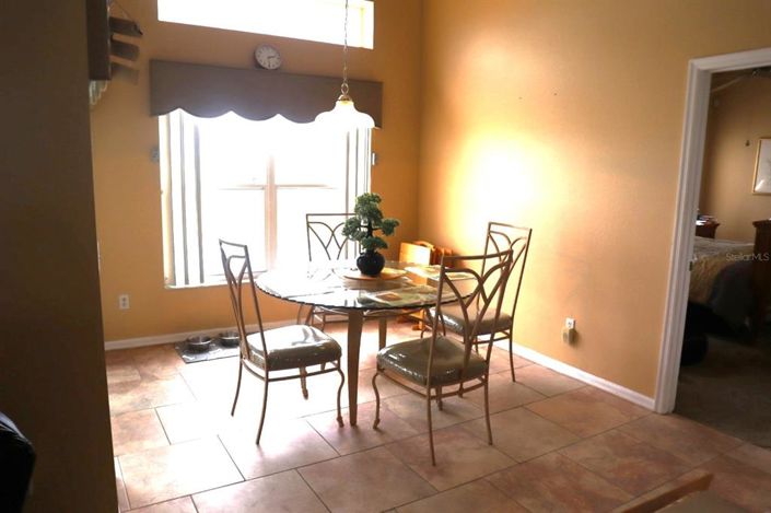 Image No.12-4 Bed Property for sale