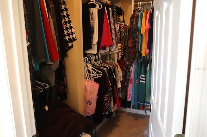 Image No.19-4 Bed Property for sale