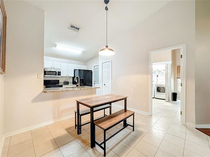 Image No.13-3 Bed Property for sale