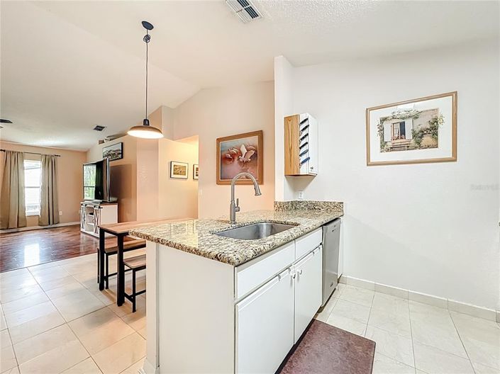 Image No.15-3 Bed Property for sale