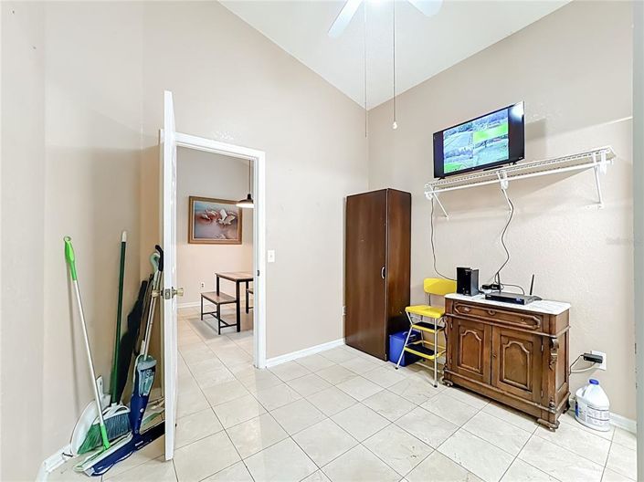 Image No.30-3 Bed Property for sale