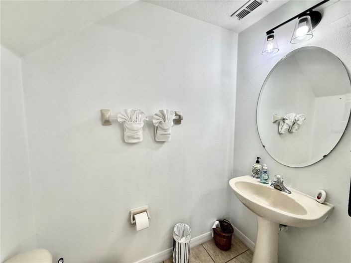 Image No.16-5 Bed House for sale