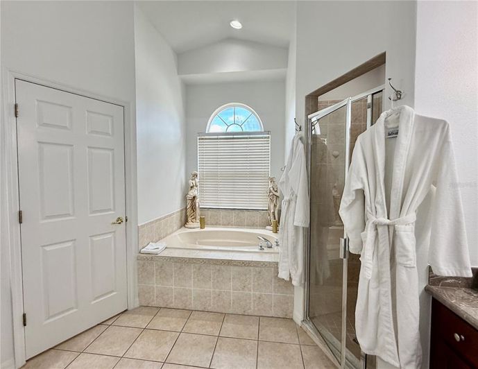 Image No.32-5 Bed House for sale