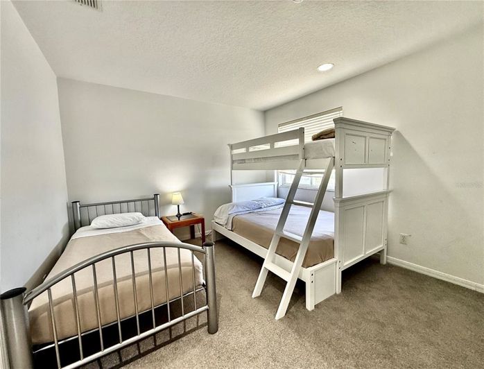 Image No.40-5 Bed House for sale