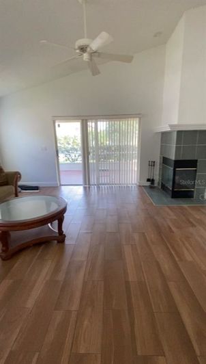 Image No.18-4 Bed House for sale