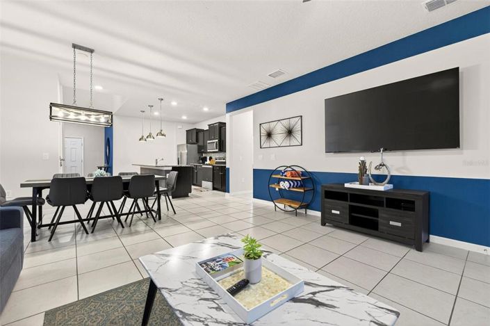 Image No.19-7 Bed House for sale