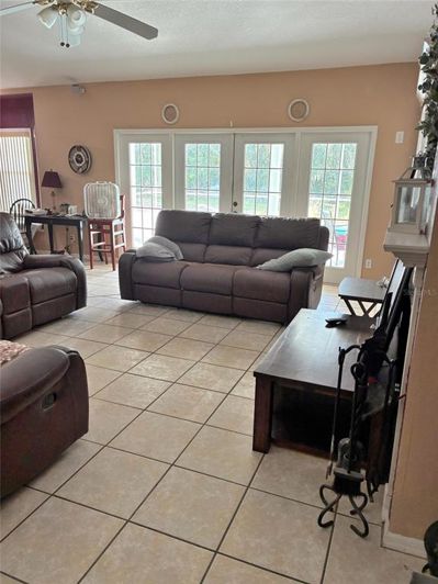 Image No.10-3 Bed Property for sale