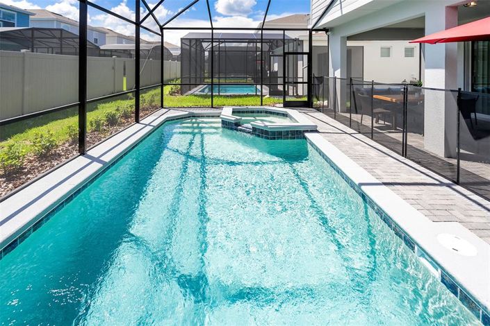 Image No.35-7 Bed House for sale