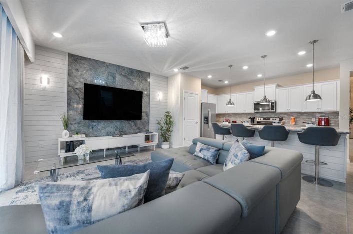 Image No.2-5 Bed Townhouse for sale