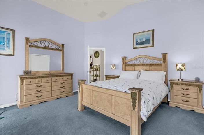 Image No.22-3 Bed Property for sale