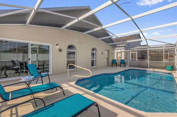 Image No.28-3 Bed Property for sale