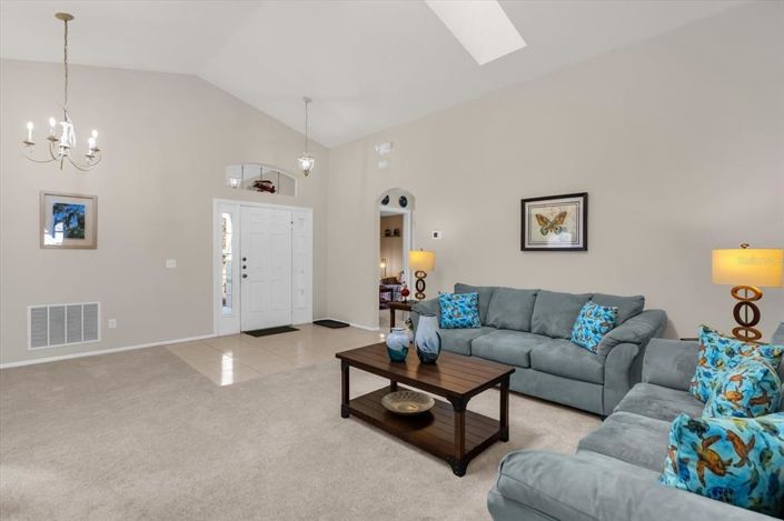 Image No.7-3 Bed House for sale