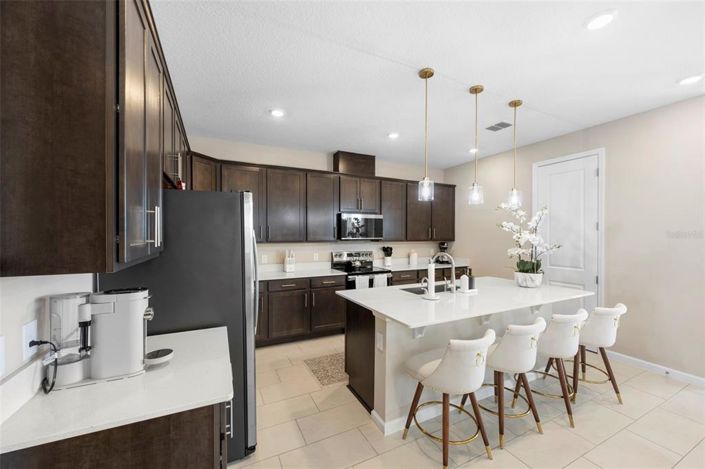 Image No.10-4 Bed House for sale