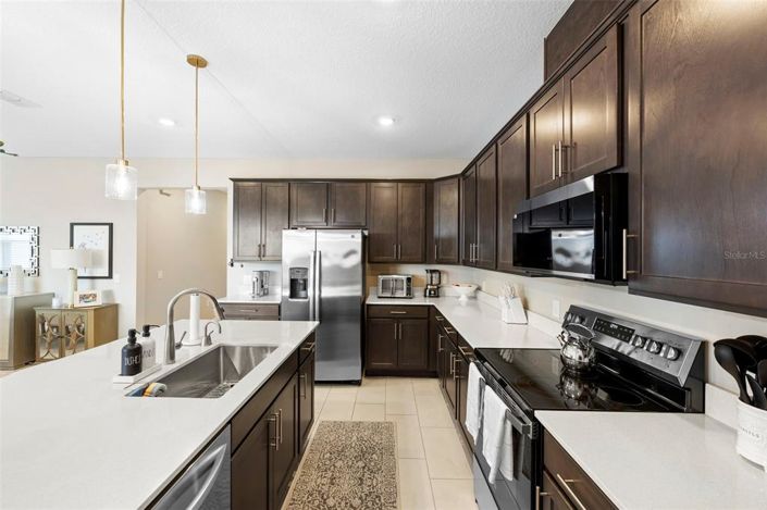 Image No.12-4 Bed House for sale