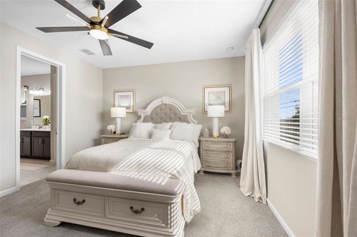 Image No.15-4 Bed Property for sale