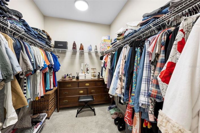 Image No.17-4 Bed Property for sale