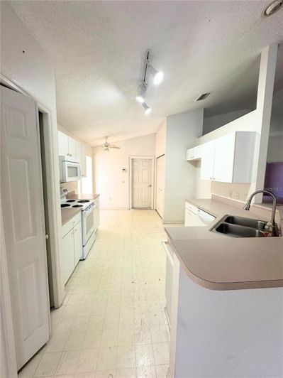 Image No.4-3 Bed House for sale