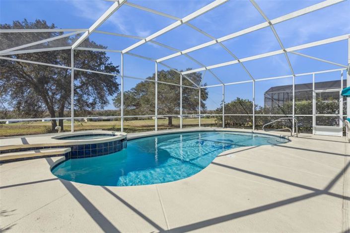 Image No.32-5 Bed Property for sale