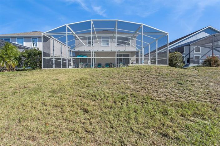 Image No.36-5 Bed Property for sale